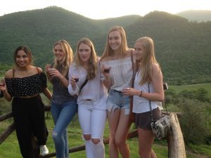 Oeioke on wine tour